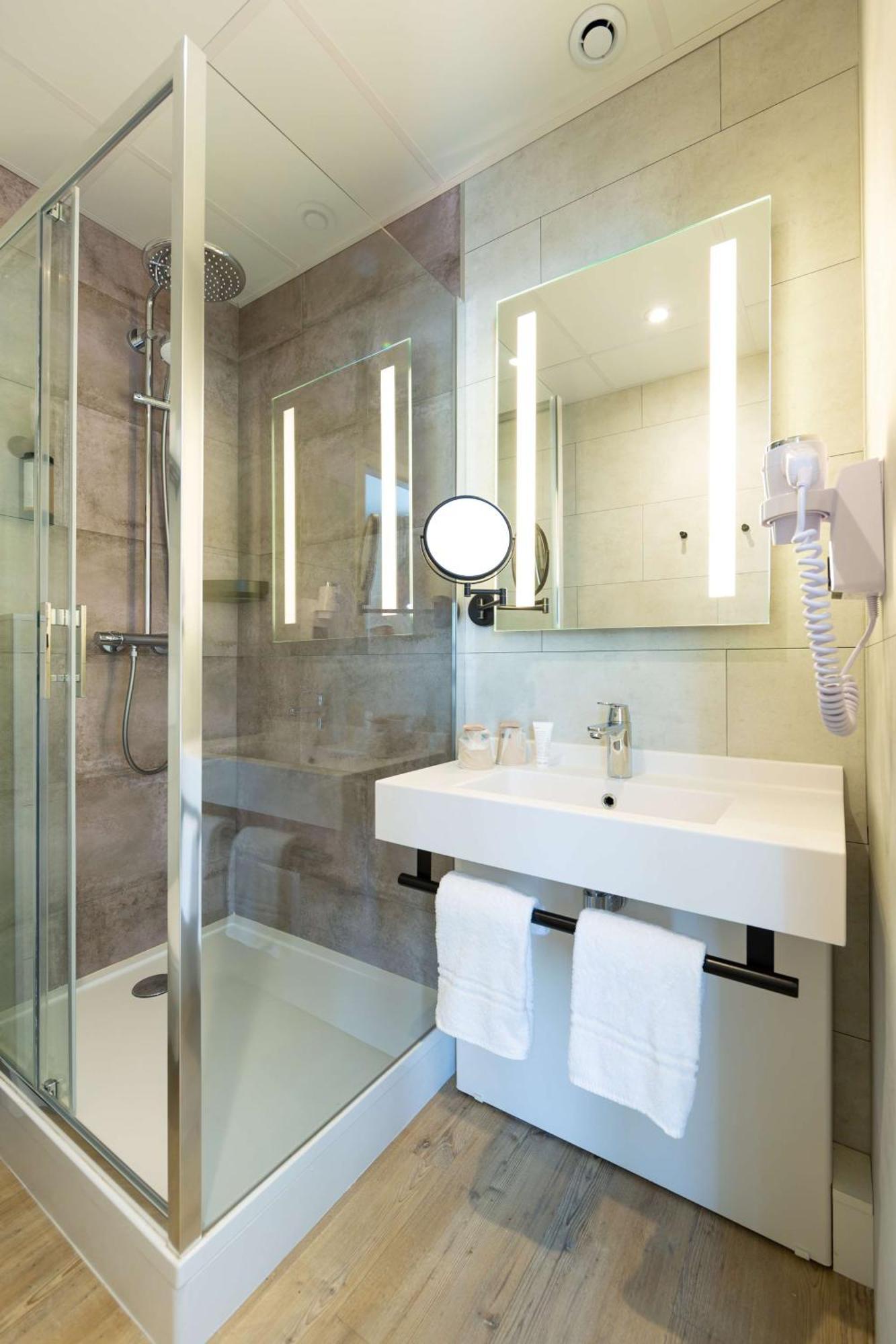 Western Salvator Centre 3*
